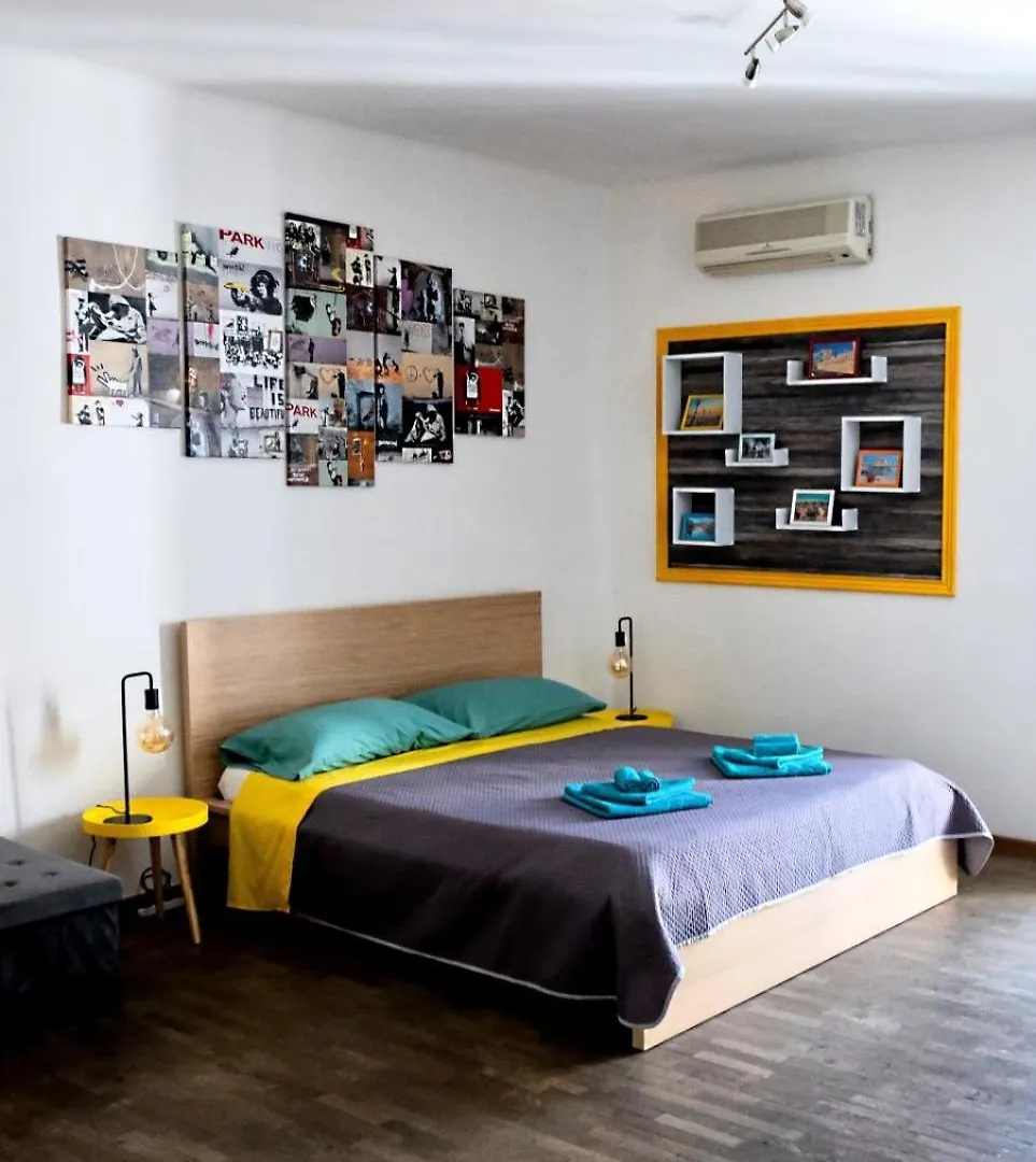 Leitmotiv Ospitality House contacts